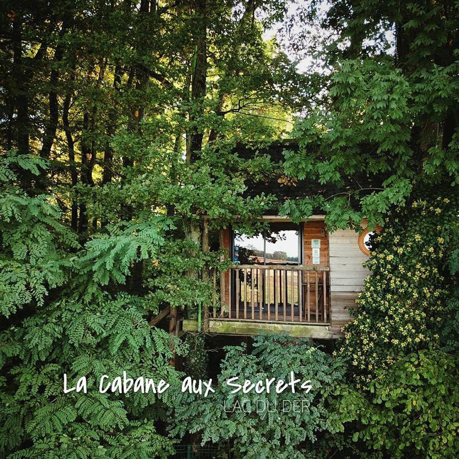 La Cabane Aux Secrets - Au Milieu De Nulle Part Outines Exterior foto